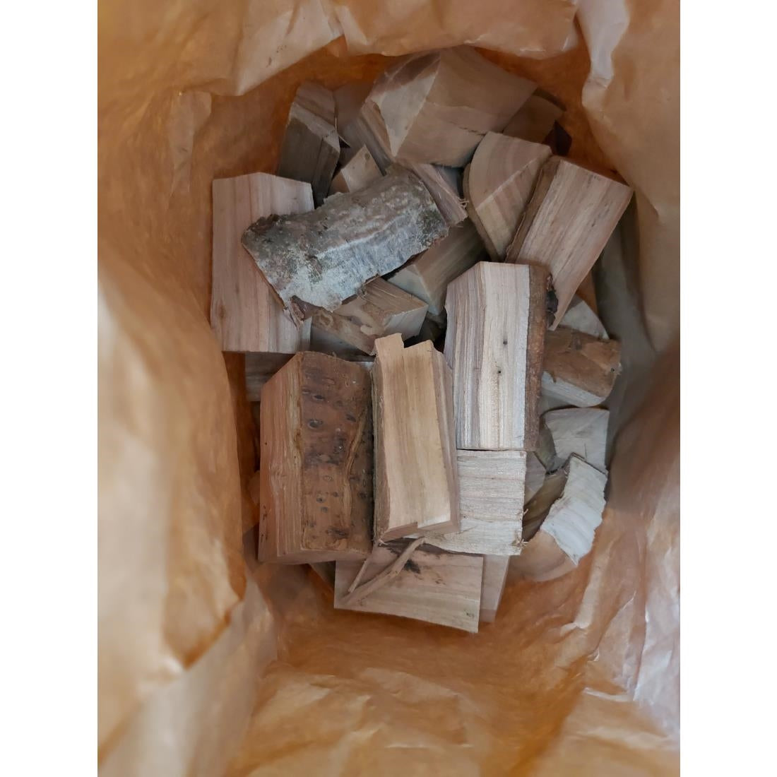 Big K Smoking Wood Chips Apple Wood Chunks 8Ltr