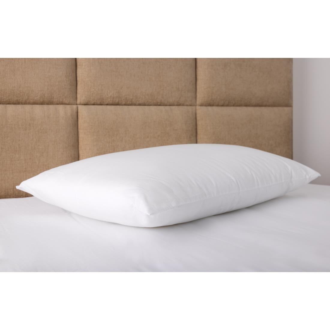 Mitre Essentials Hollo Pillow