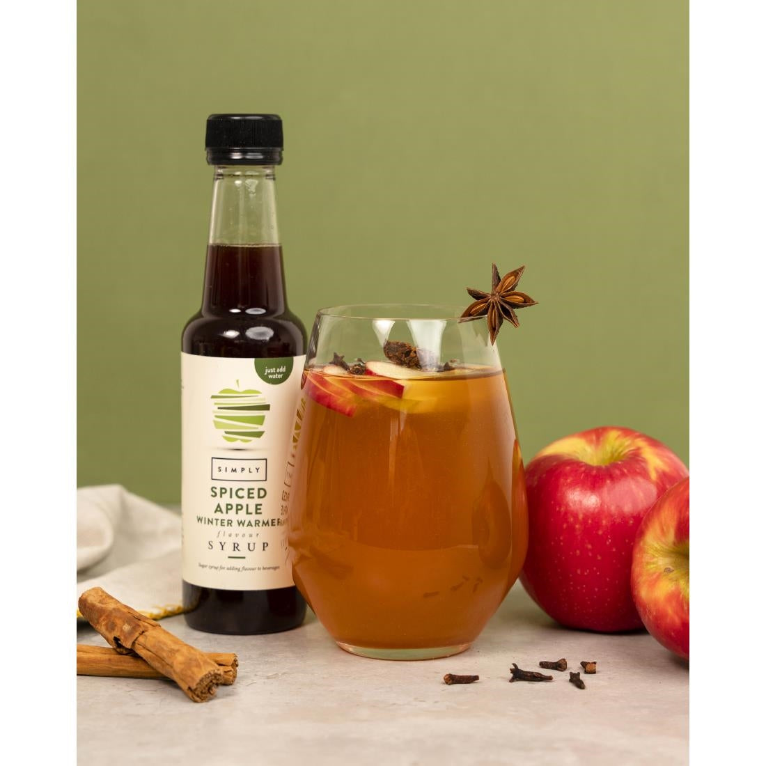 Simply Winter Warmer Spiced Apple Syrup 1Ltr