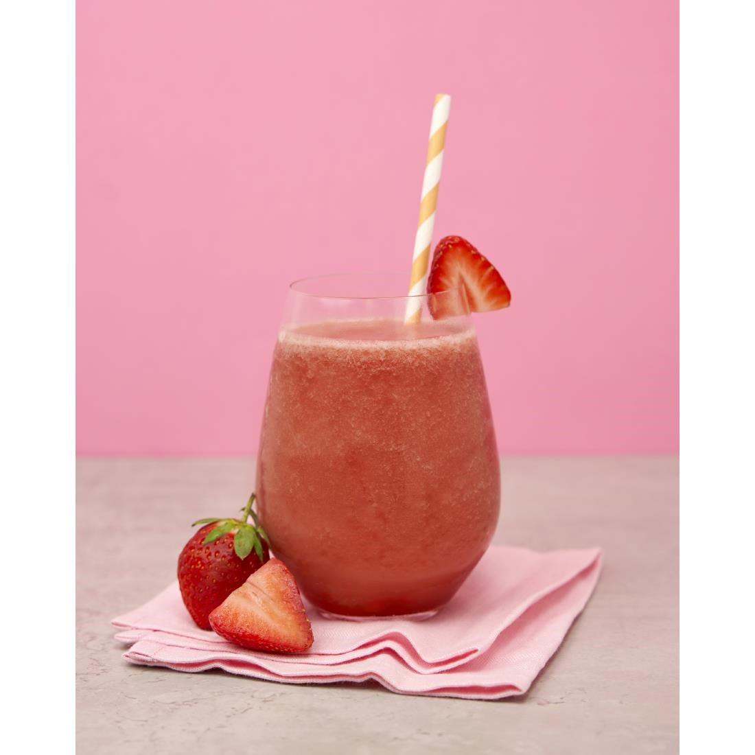 Simply Strawberry Smoothie Mix 1Ltr