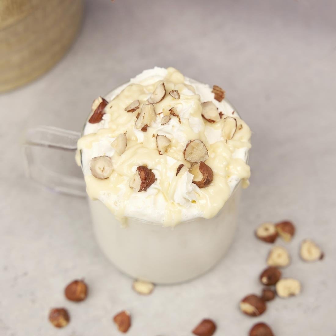Simply White Chocolate Topping Sauce with Hazelnut Flavouring 1kg