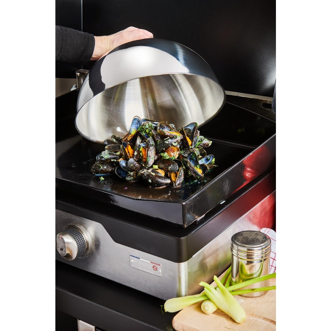 De Buyer Stainless Steel Cooking Dome 300mm