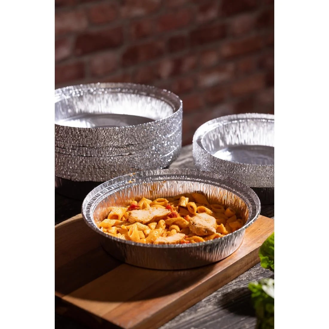 Fiesta Recyclable Foil Round Containers 9" (200 Pack)
