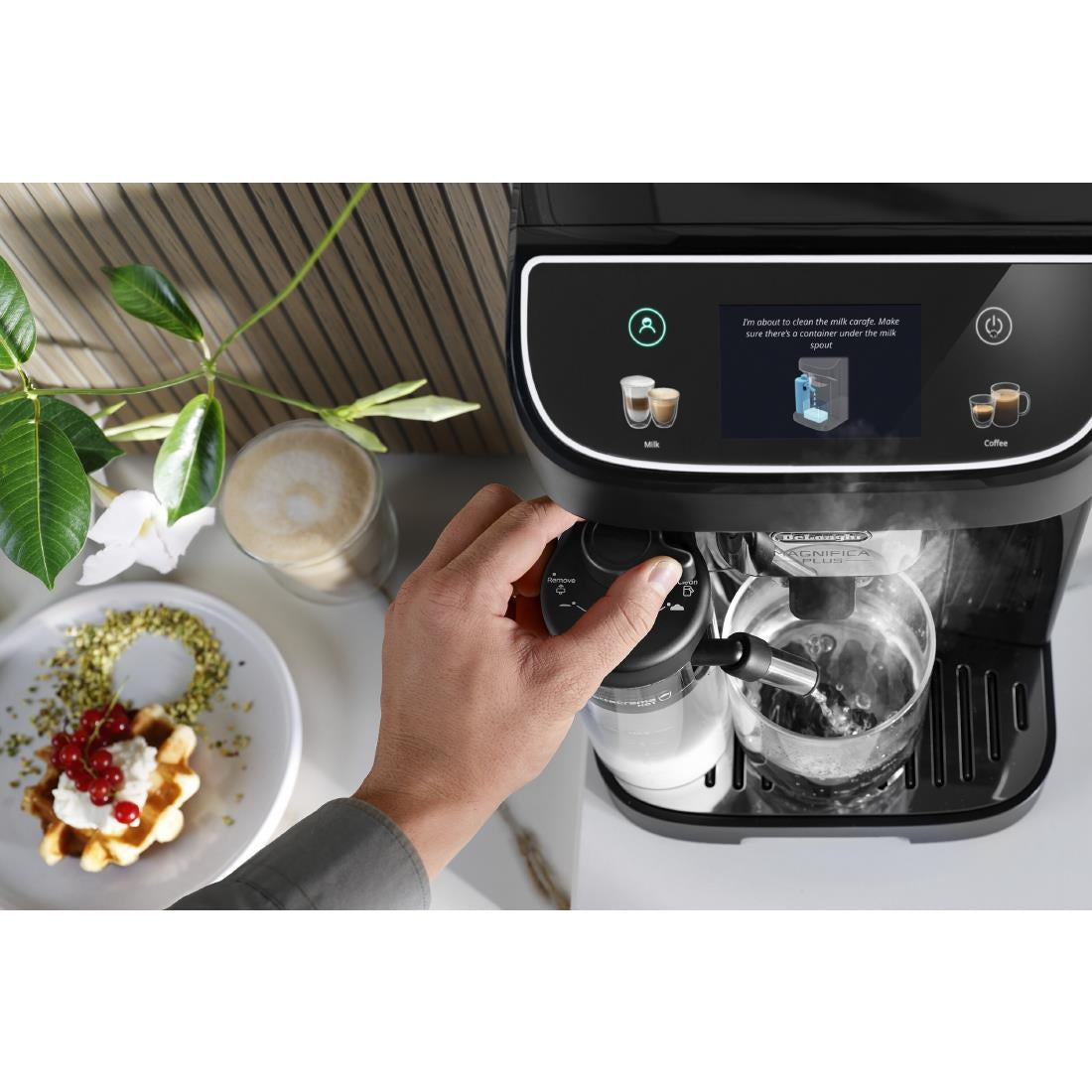 De'Longhi Magnifica Plus Bean to Cup Coffee Machine, ECAM320.60.B - Black