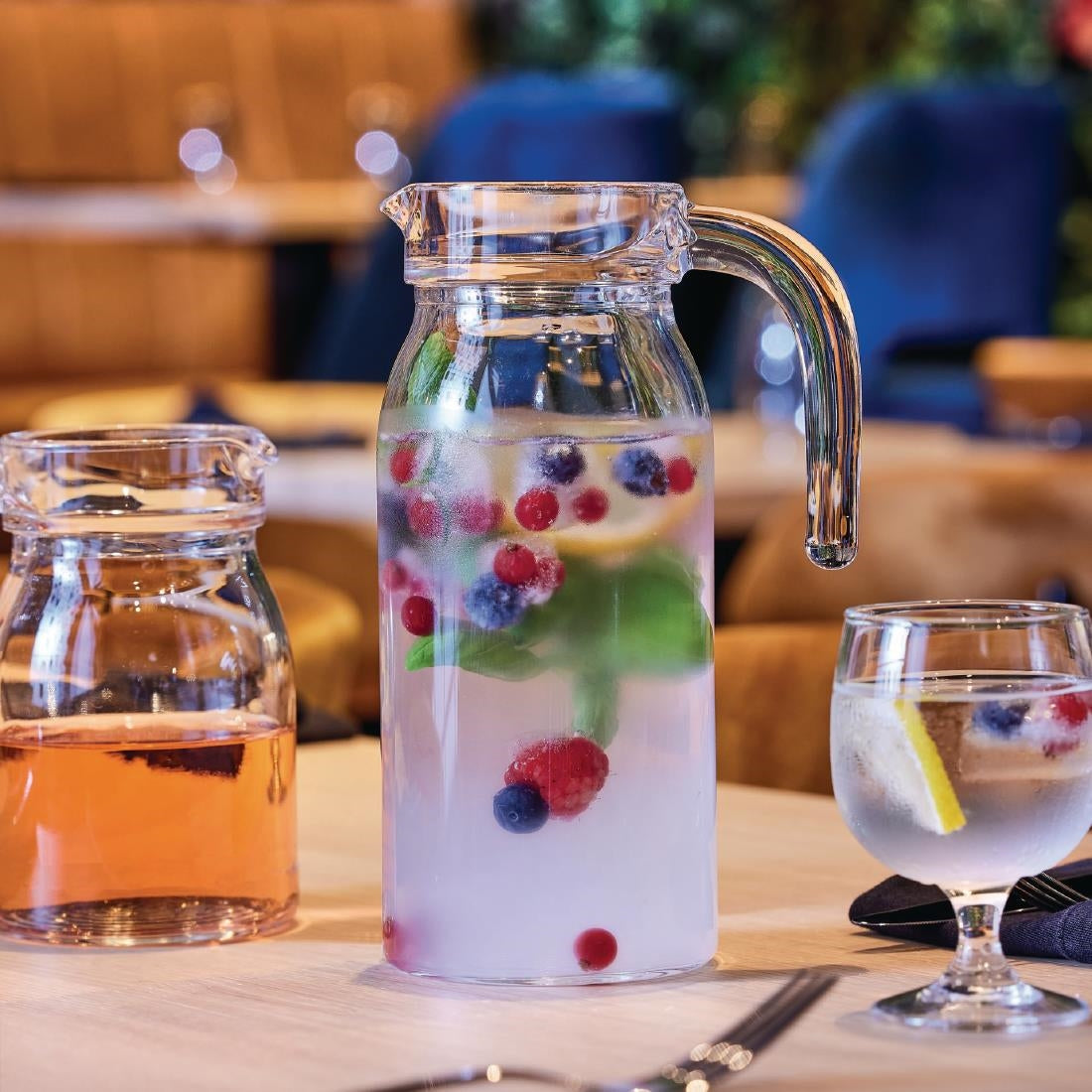 Arcoroc Spring Jugs with Glasses Lid 1Ltr (6 Pack)