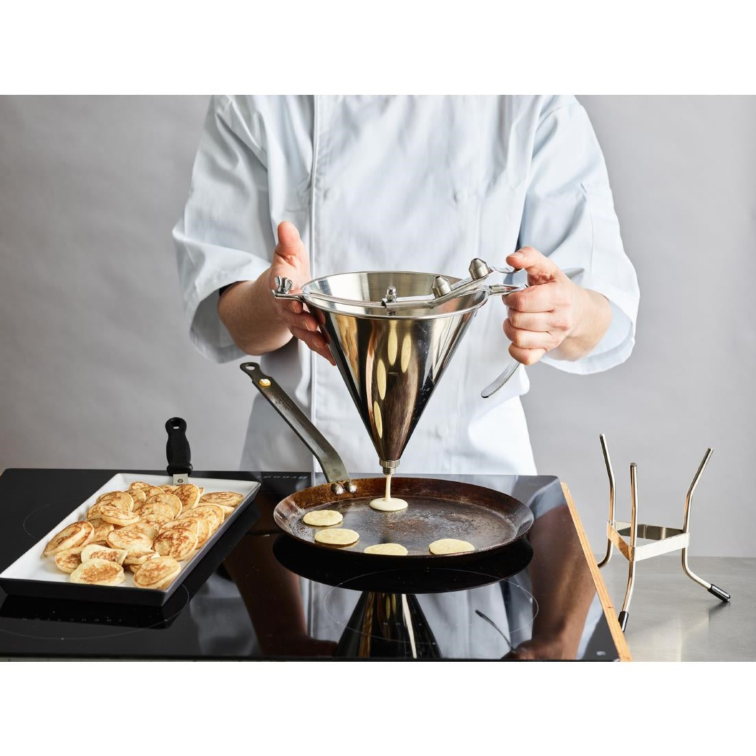 De Buyer Automatic Piston Funnel Stainless Steel