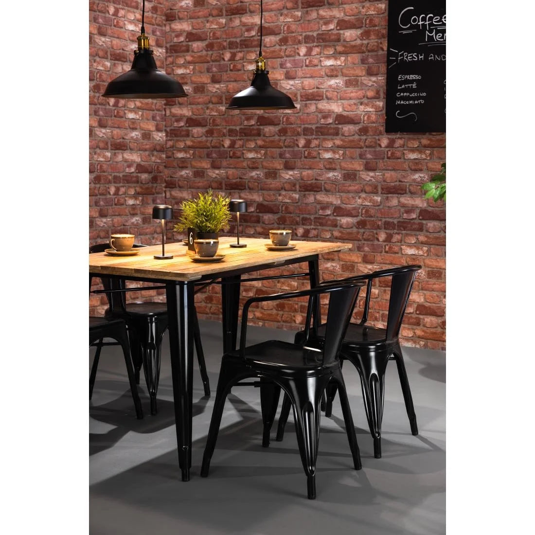 Bolero Bistro Curve Armchairs Black (4 Pack)