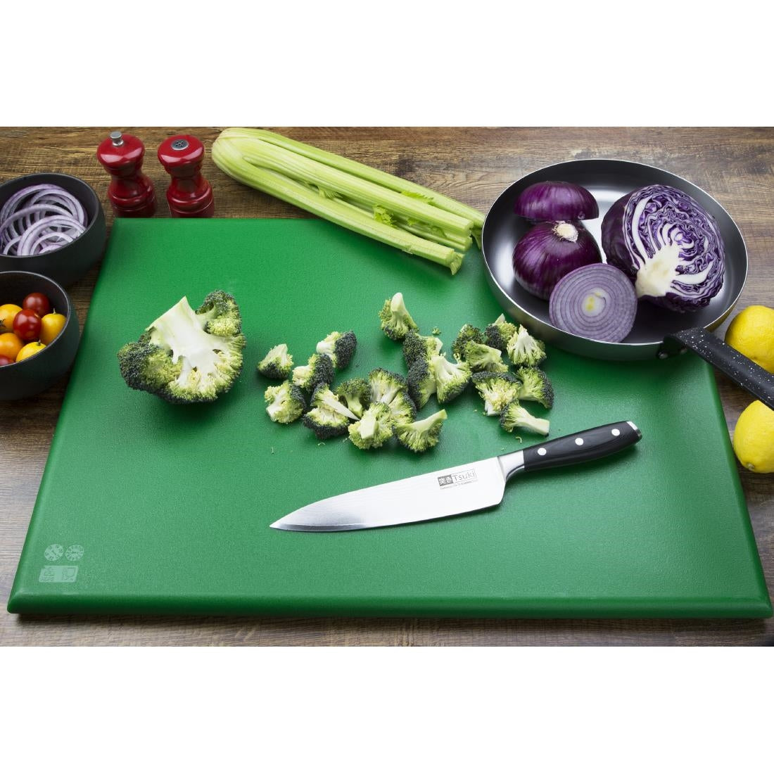 Hygiplas Thick High Density Green Chopping Board Large 600x450x25mm