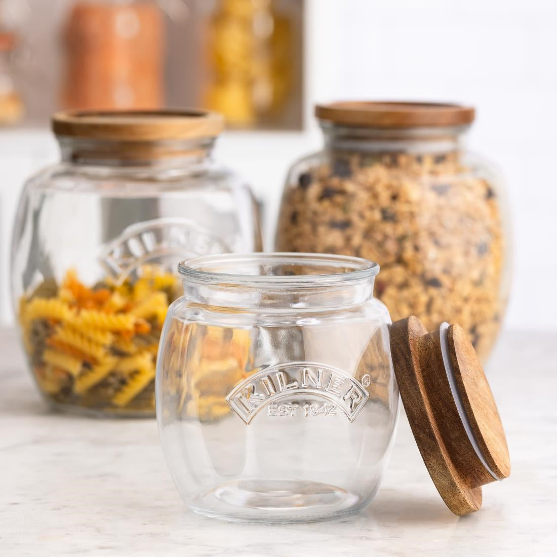 Kilner Universal Jar with Acacia Wooden Lid 850ml