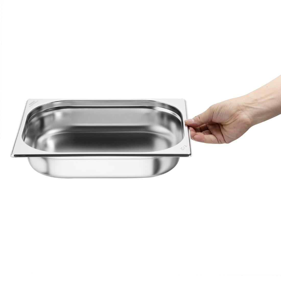 Nisbets Essentials Stainless Steel 1/2 Gastronorm Tray 65mm ( 3 Pack)