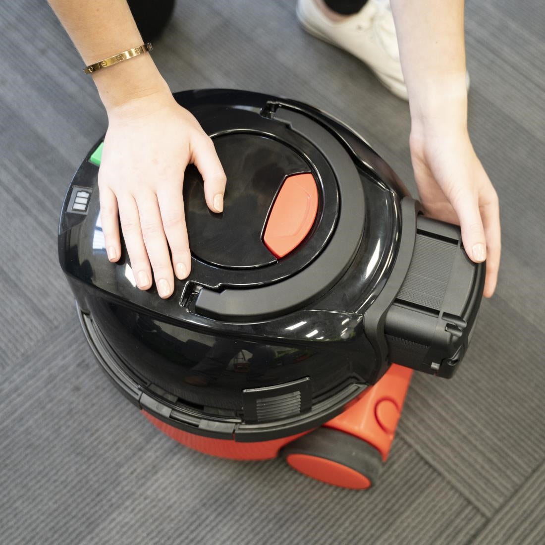 Numatic Pro Cordless Henry Vacuum NBV190NX