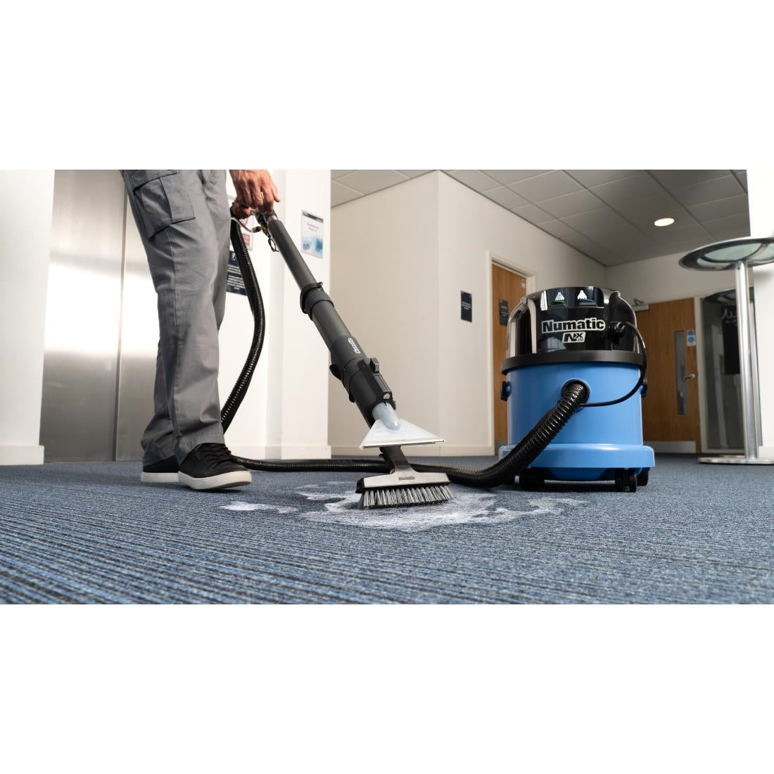 Numatic Pro Cordless Vacuum for Carpets & Hard Floors CTB370NX