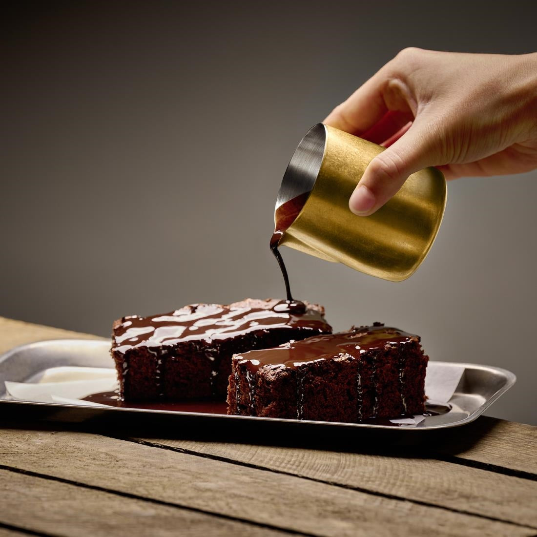 APS Flow Pourer Vintage Gold 150ml