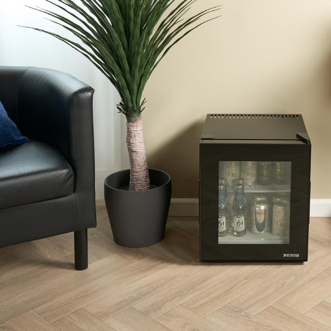 Corby Eton 20Ltr Glass Door Minibar