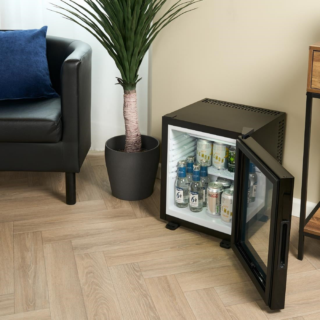 Corby Eton 20Ltr Glass Door Minibar