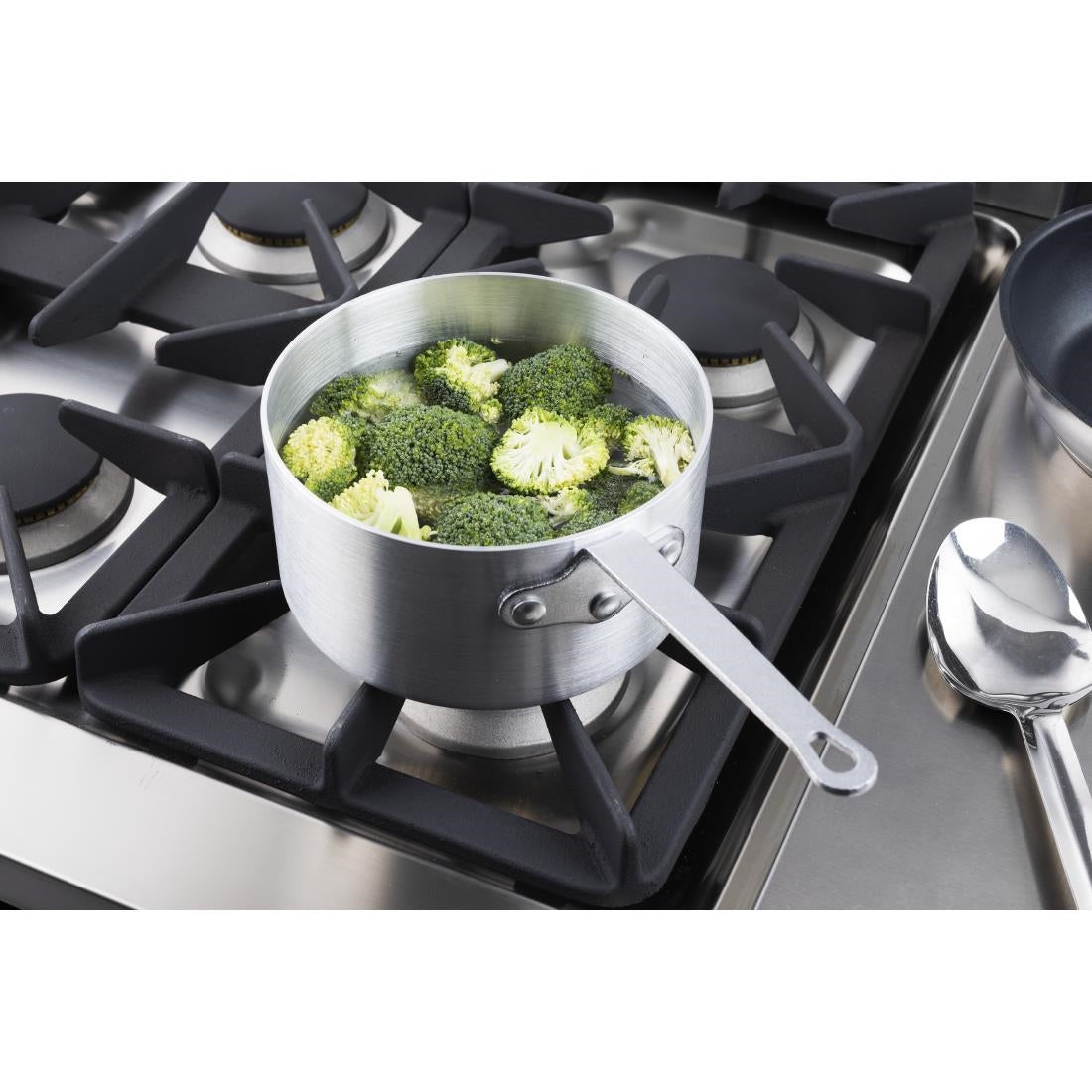Vogue Aluminium Saucepan 18cm