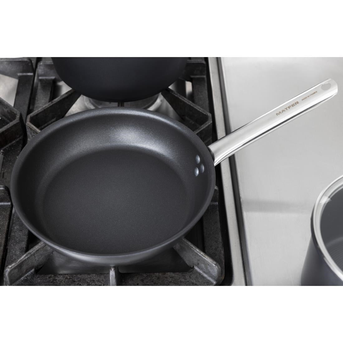Matfer Bourgeat Elite Pro Aluminium Non-Stick Frying Pan 24cm