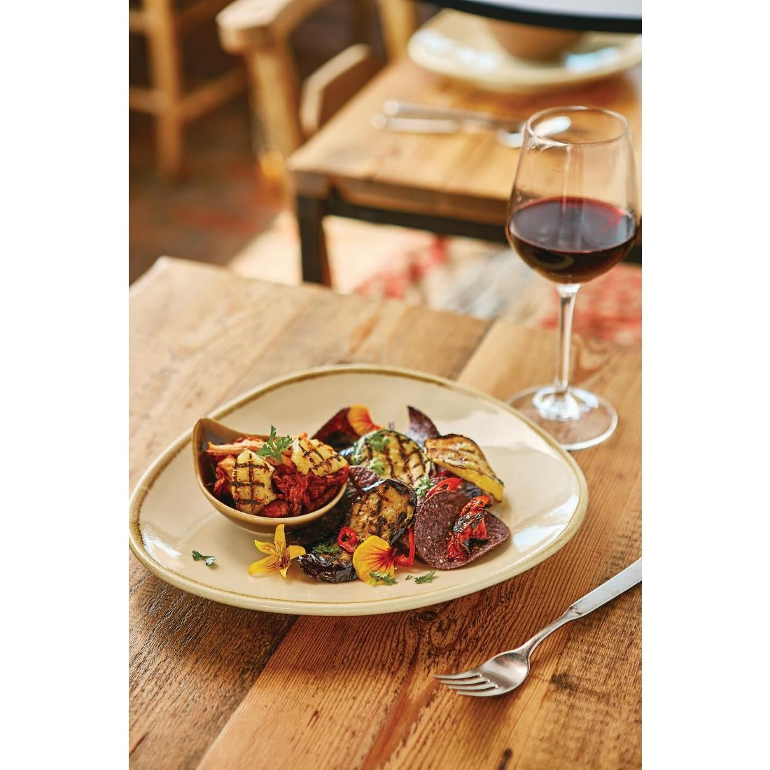 Olympia Kiln Triangular Plates Sandstone 280mm (4 Pack)