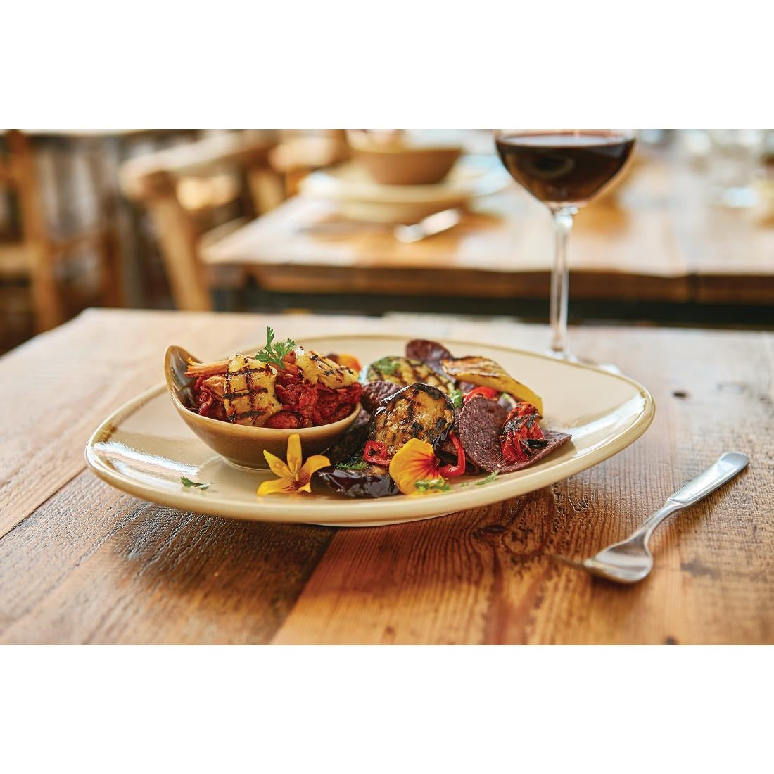 Olympia Kiln Triangular Plates Sandstone 230mm (6 Pack)