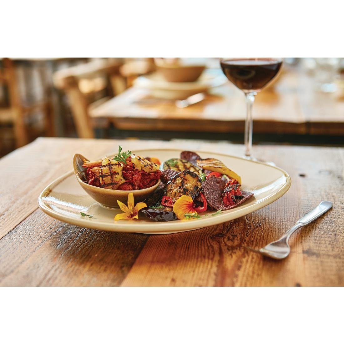 Olympia Kiln Triangular Plates Sandstone 280mm (4 Pack)