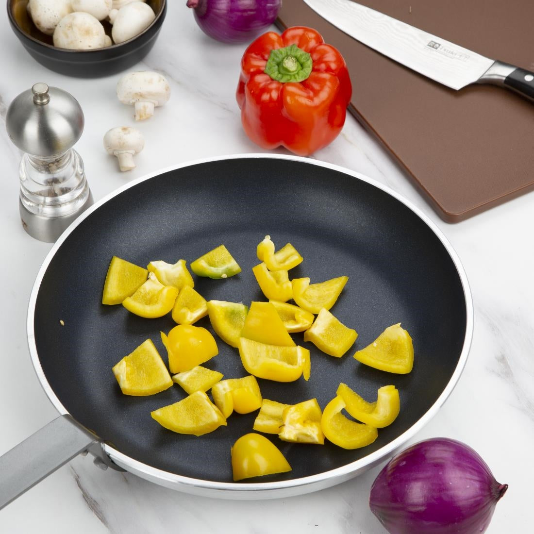 Vogue Aluminium Non-stick Teflon Platinum Plus Frying Pan 32cm