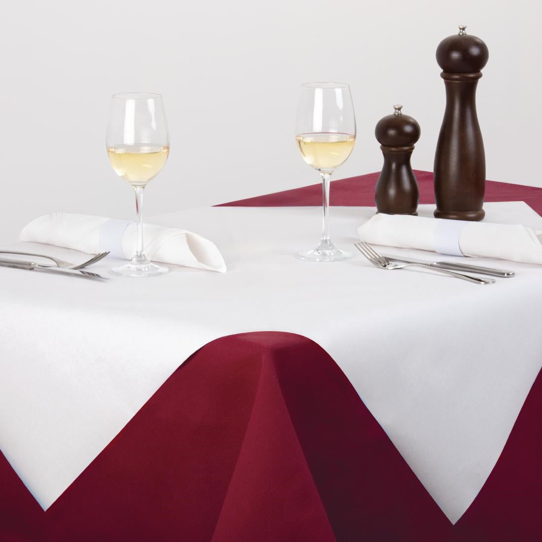 Tork Paper Tablecloth Slipcover White (25 Pack)