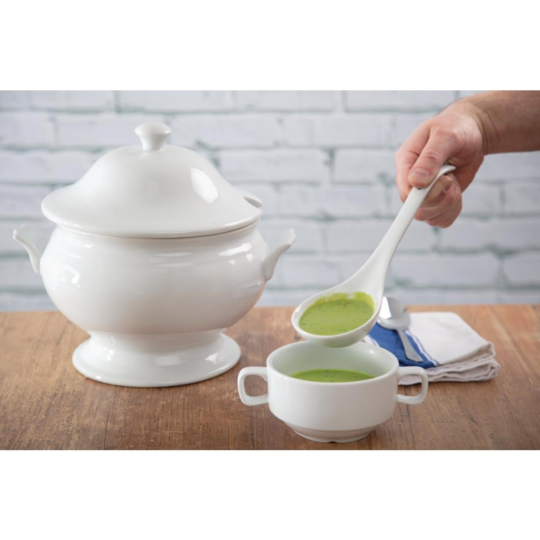 Olympia Whiteware Soup Tureen & Ladle 2.5Ltr
