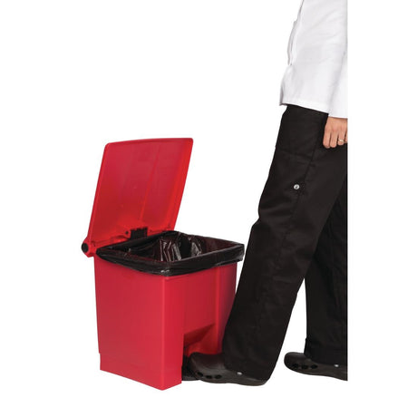 Rubbermaid Step-On Pedal Bin 30.5Ltr - Red