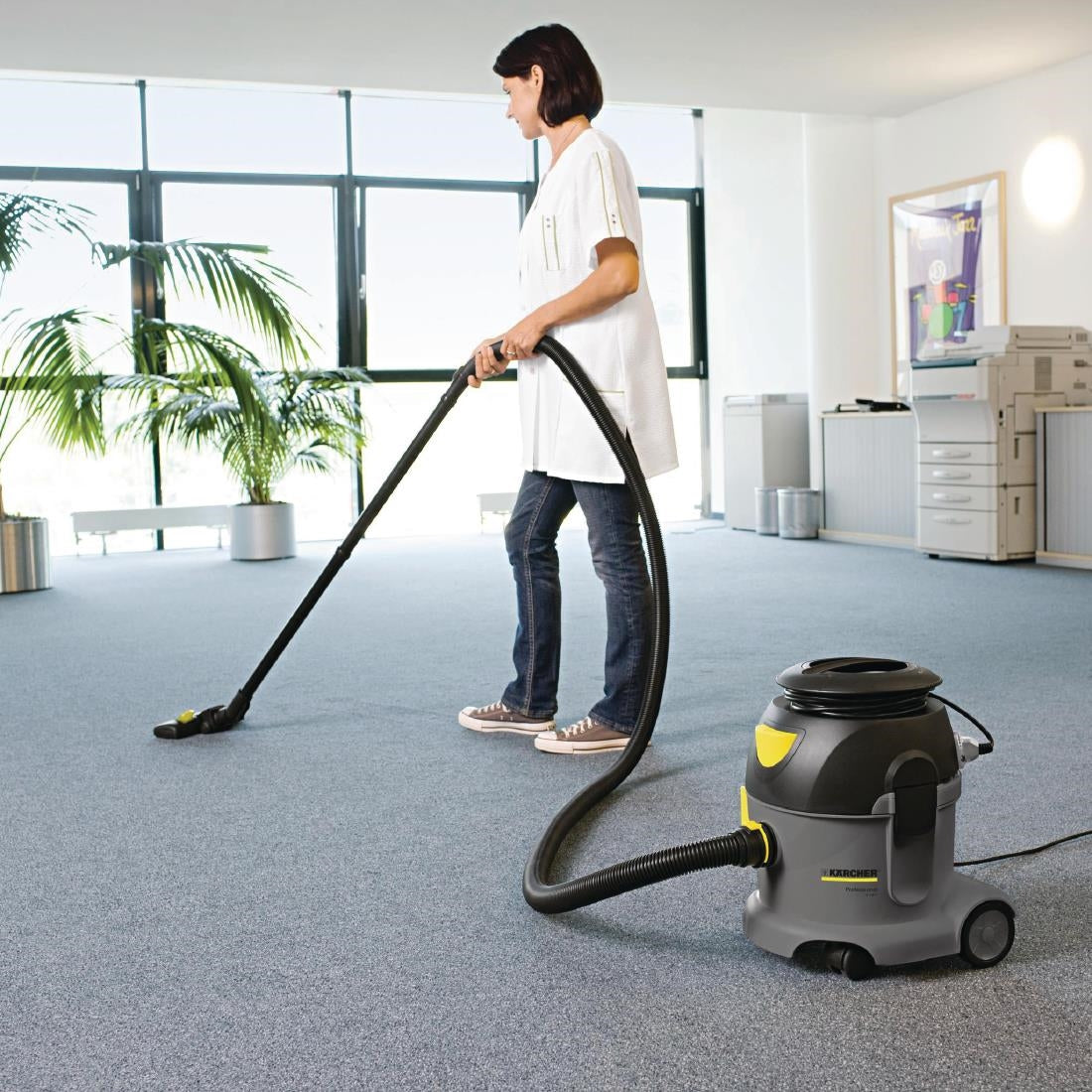 Karcher Pro Dry Vacuum Cleaner T10