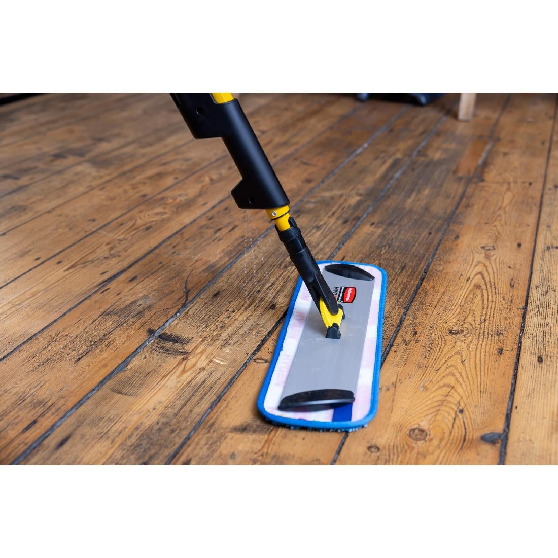Rubbermaid Hygen Pulse Microfibre Spray Mop Yellow