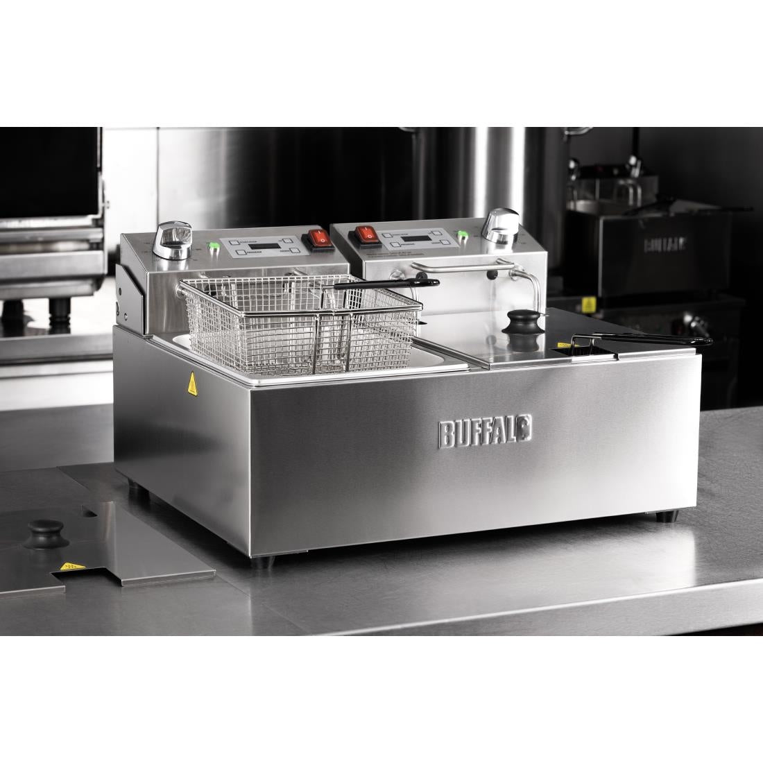 Buffalo Electric Fryer with Timer 2x5Ltr