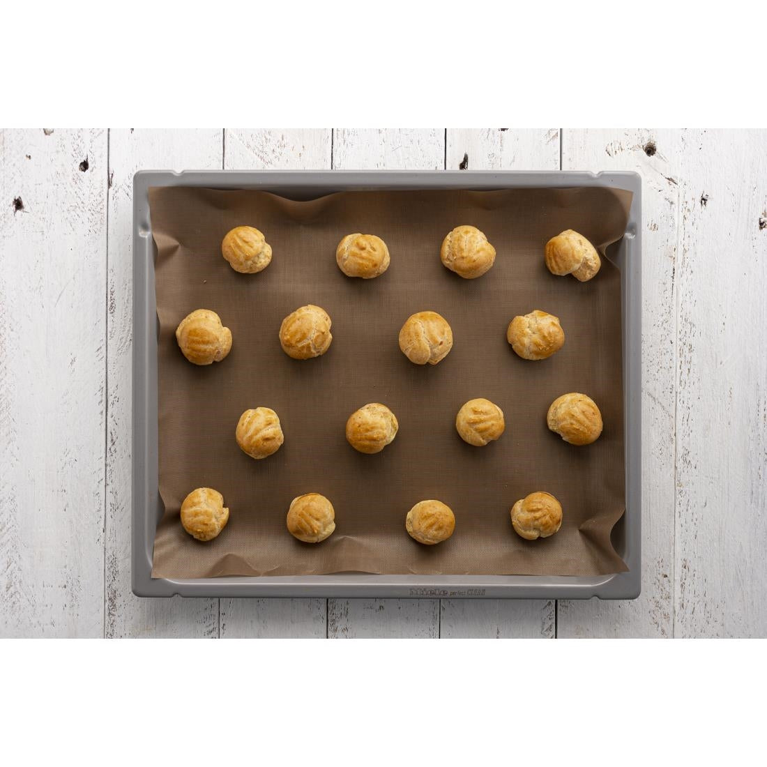 NoStik Reusable Bake Liner Brown 330 x 400mm