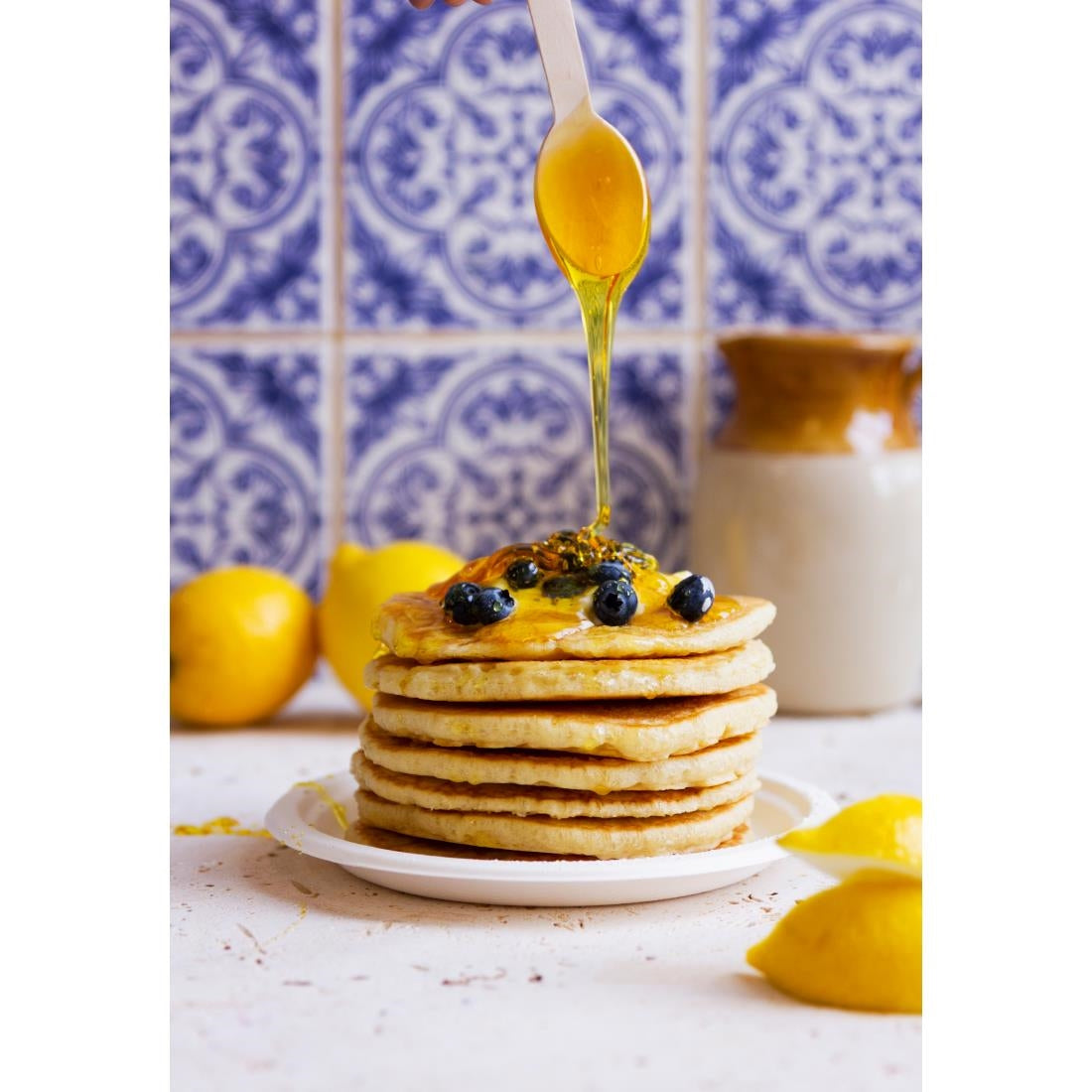 Vegware Compostable Nourish Moulded Fibre Plates White 178mm (500 Pack)