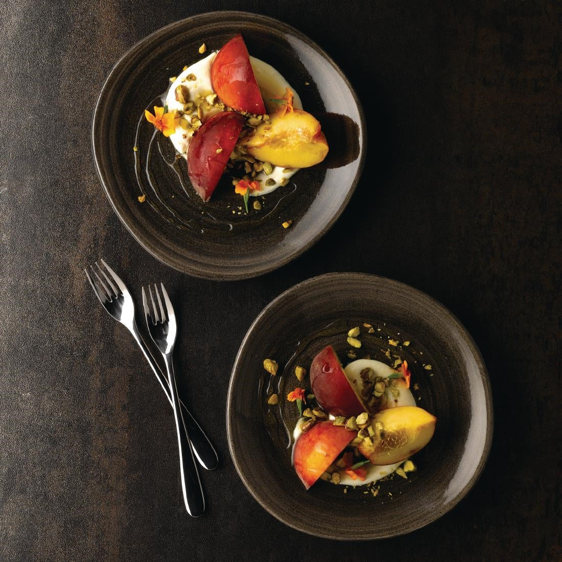 Churchill Stonecast Patina Round Trace Plates Iron Black 210mm (12 Pack)