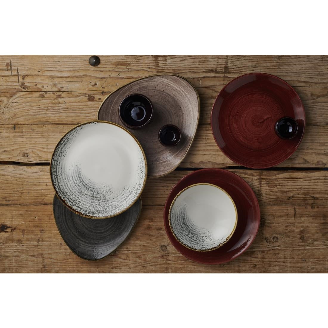 Churchill Stonecast Patina Red Rust Evolve Coupe Plates 260mm (12 Pack)