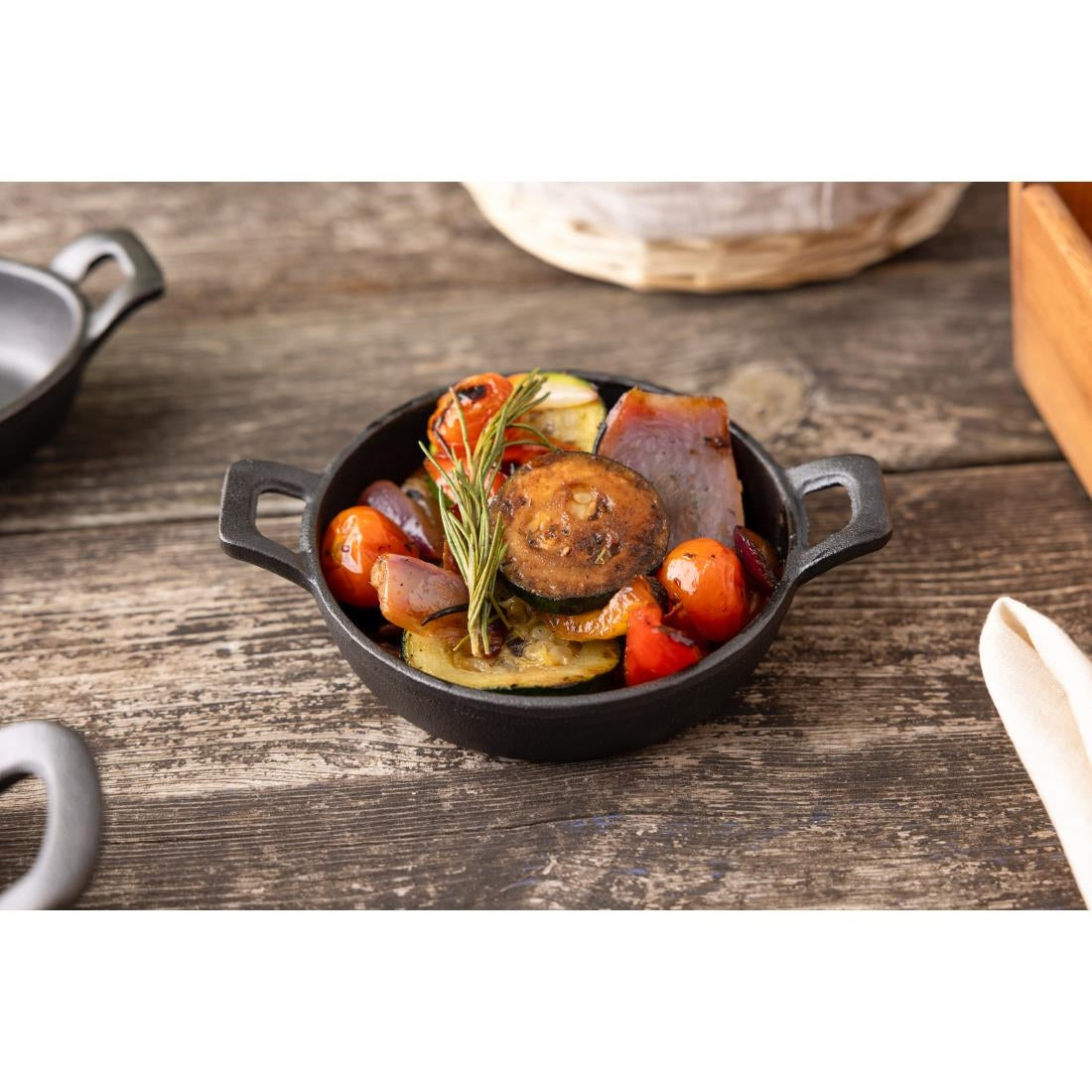 Olympia Cast Iron Round Eared Dish 120mm