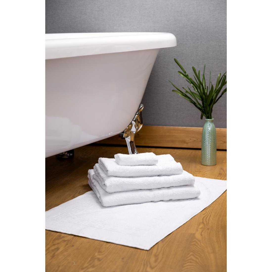 Mitre Comfort Nova Face Cloth White (10 Pack)