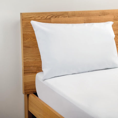 Mitre Essentials Pyramid Housewife Pillowcase (2 Pack)