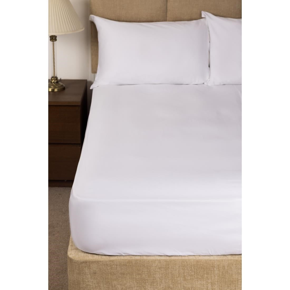 Mitre Luxury Savoy Fitted Sheet Double