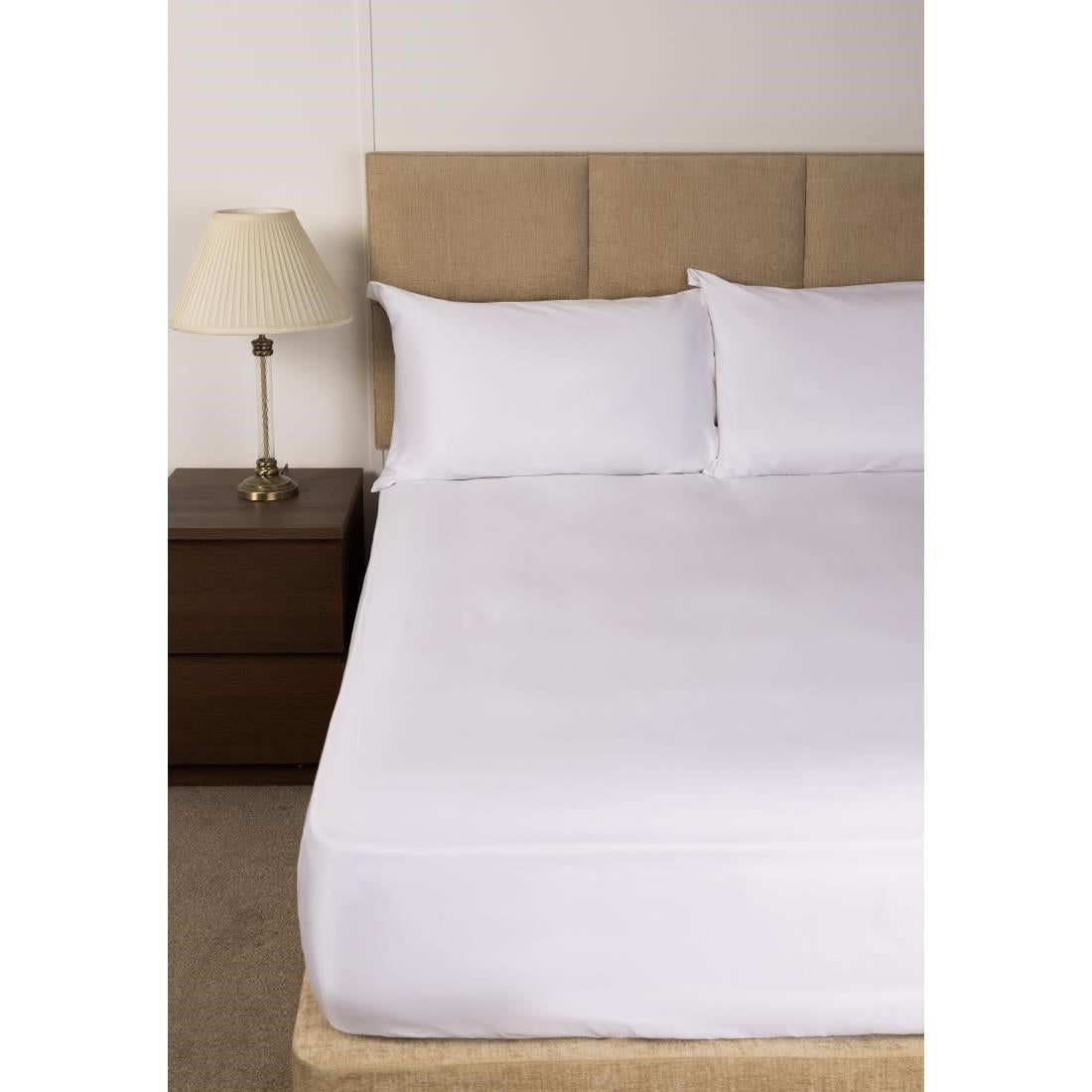 Mitre Luxury Savoy Fitted Sheet Double