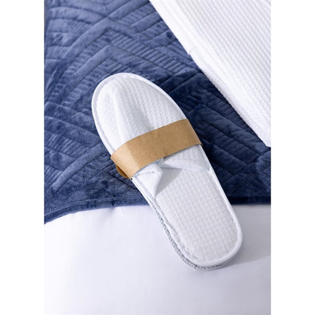 Mitre Essentials Honeycomb Slipper Closed Toe White