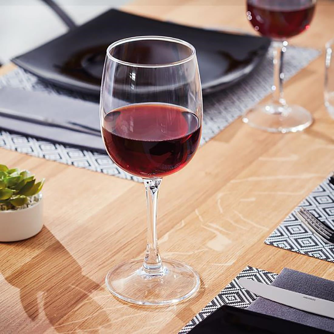 Arcoroc Elisa Wine Glasses 420ml (36 Pack)