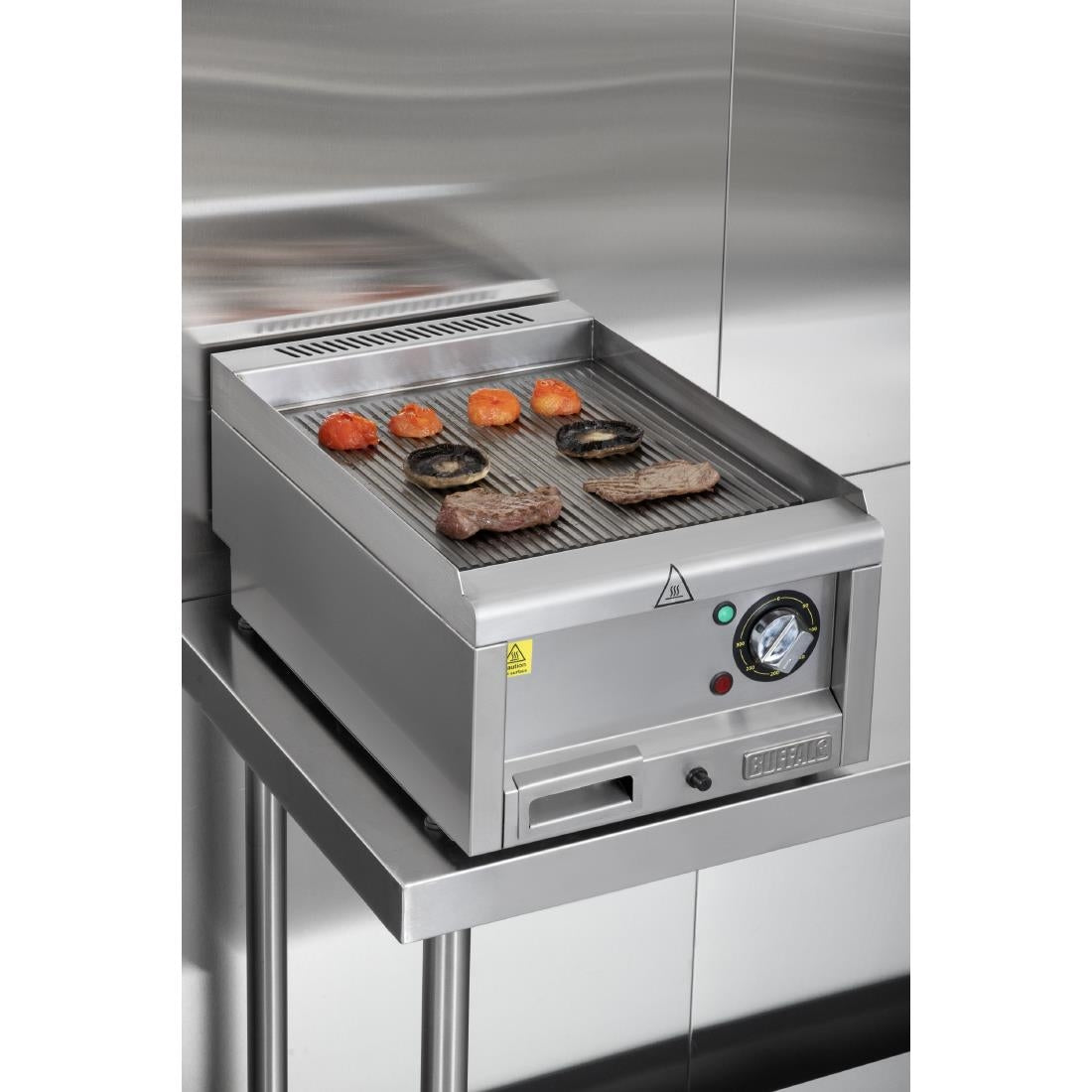 Buffalo 600 Series 2.9kW Ribbed Electric Griddle 400mm