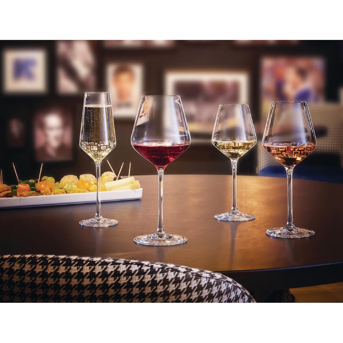 Arcoroc Distinction Wine Glasses 380ml (24 Pack)