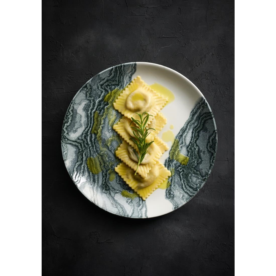 Churchill Tide Black Evolve Coupe Plates 285mm (12 Pack)
