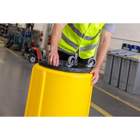 Rubbermaid BRUTE Container Yellow 75.7Ltr