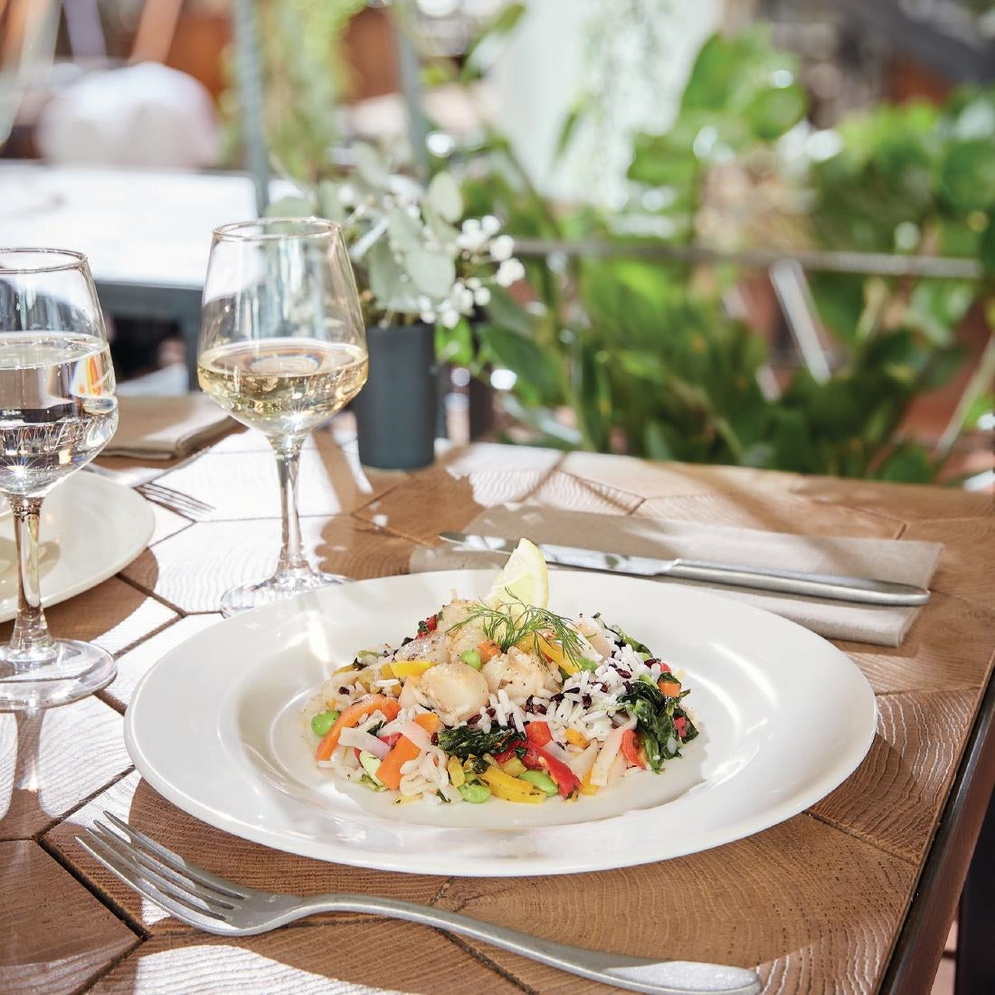 Arcoroc Intensity White Plates 240mm (24 Pack)