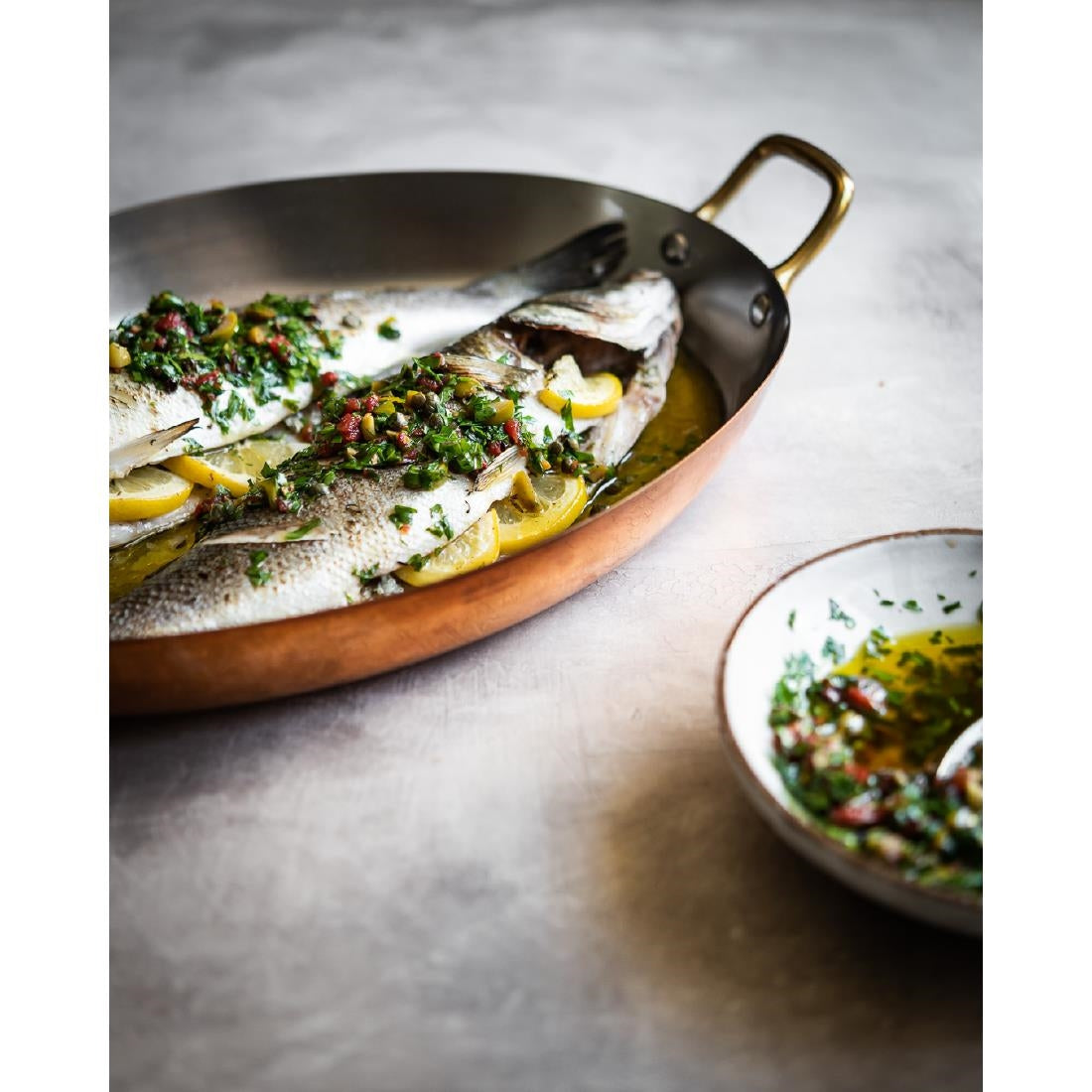 De Buyer Inocuivre Oval Dish with Brass Handles 32cm