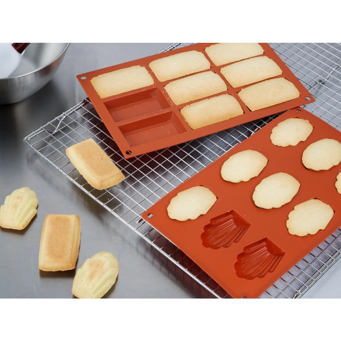 Vogue Silicone Madeline Mould 9 Cup