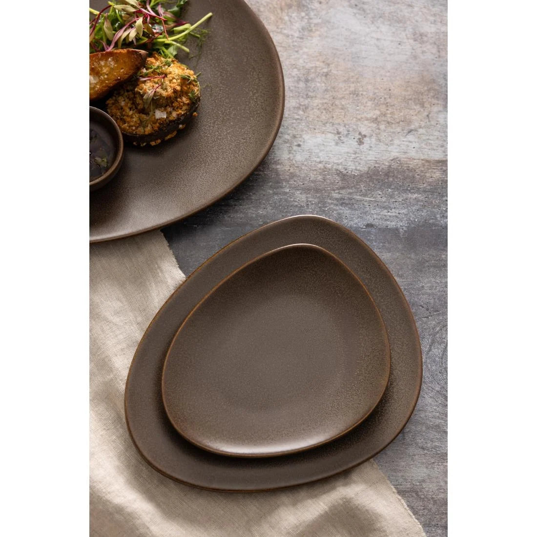 Olympia Ember Triangle Plates Mahogany 308x255mm (4 Pack)